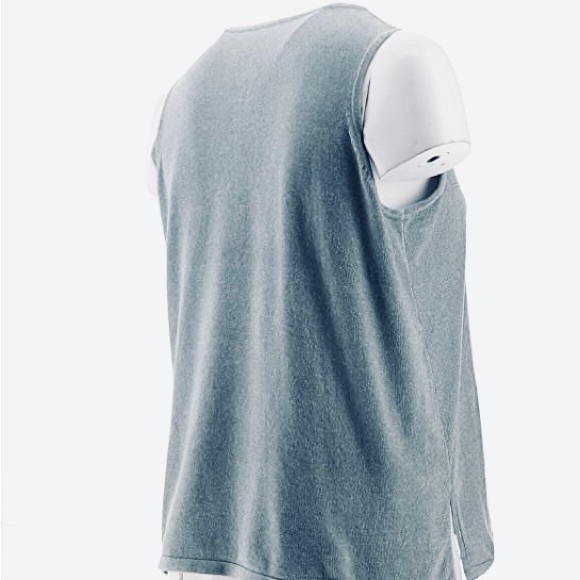 WYNNELAYERS Tank Bluey Grey Soft Poly Chenille Scoop Neck Layering NWT Sz L - Picture 8 of 9